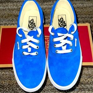 Vans Women’s size 7 Blue Suede